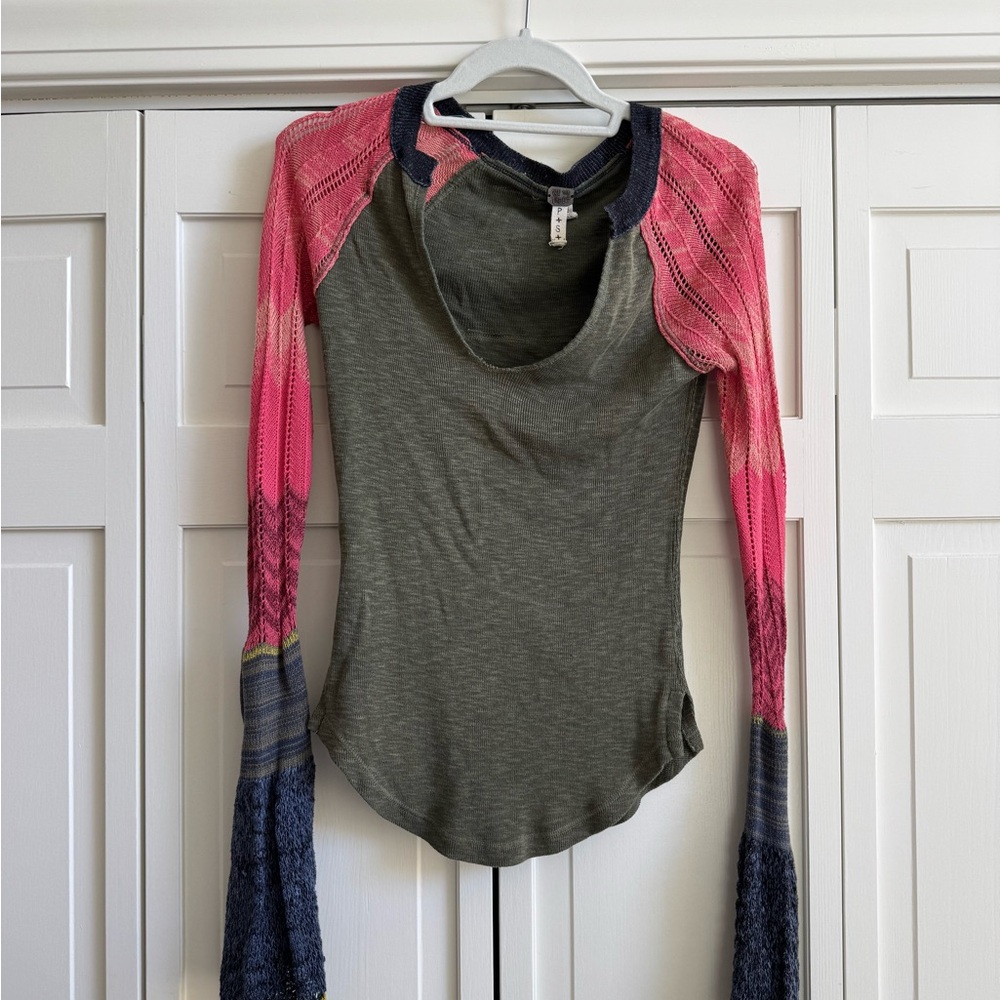 Free People Sunshine Bell Thermal V-Neck - Picture 5 of 10